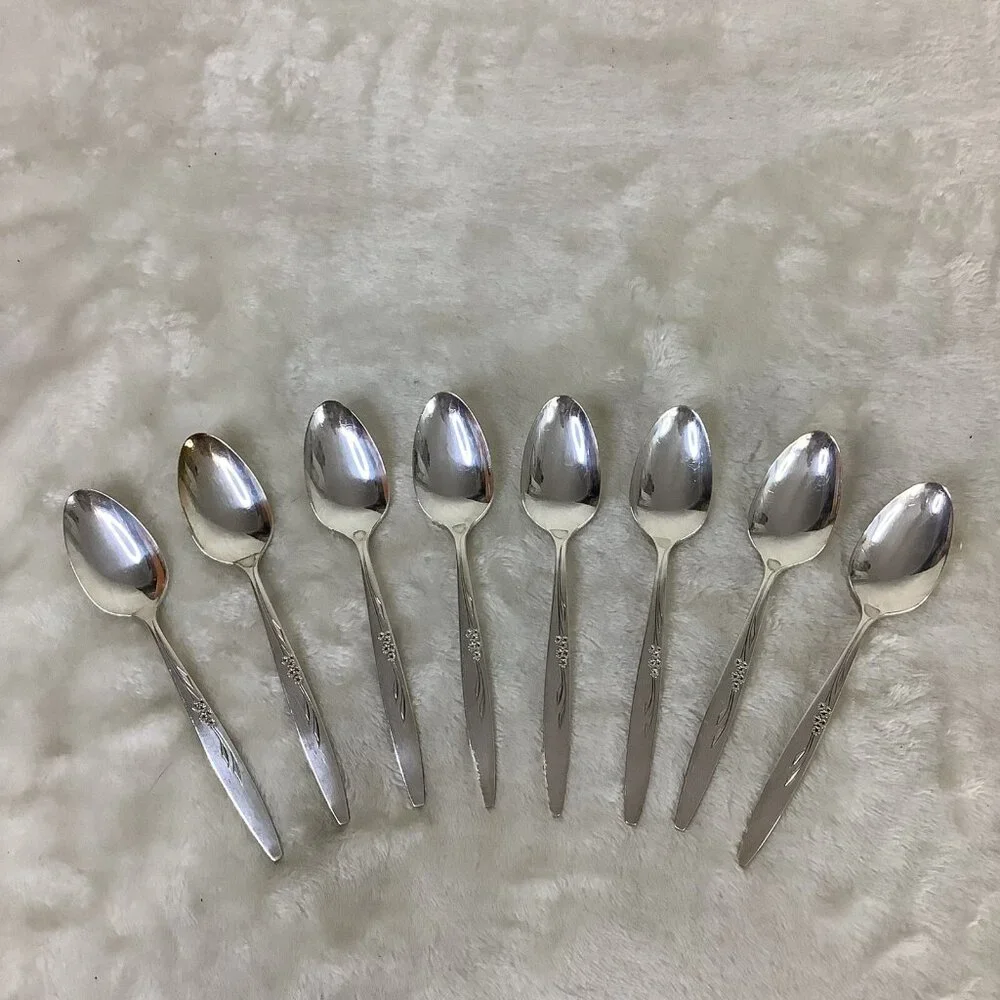 Oneida Silverplate Enchantment Gentle Rose 1960’s Flatware 8 Pc Lot Teaspoons‎